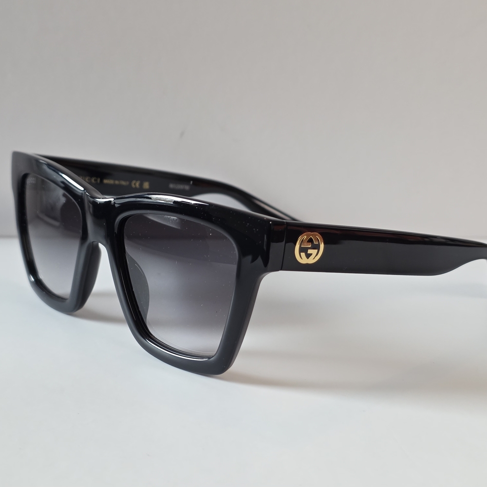 Gucci Black Sunglasses